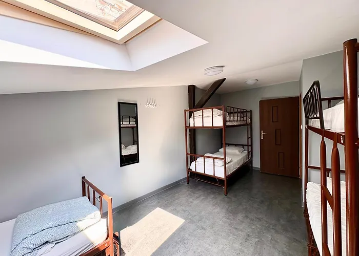 Let'S Rock Party Hostel! Age Limit From 18 Until 40!